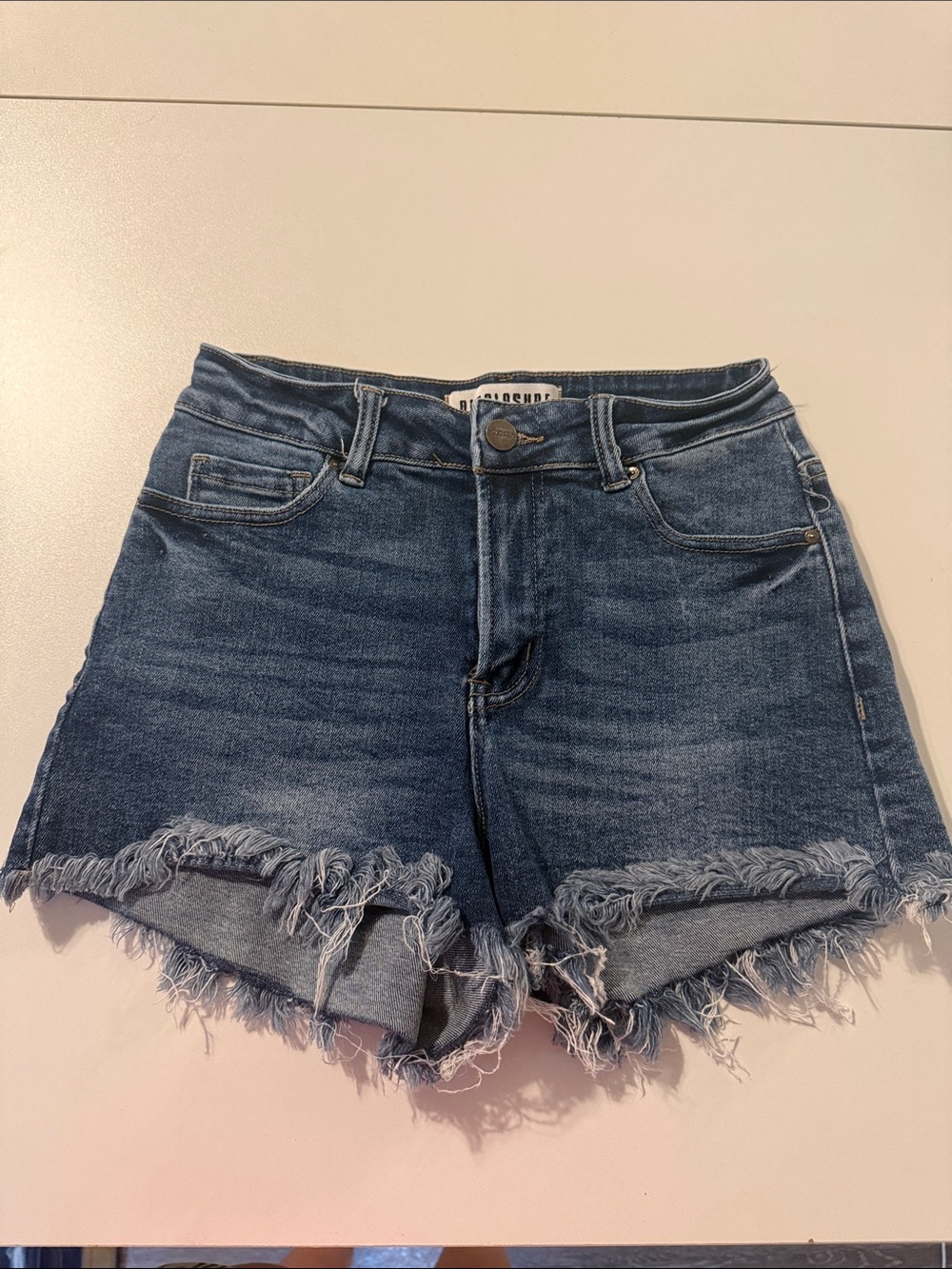 Frayed Hem High-Rise Denim Shorts - Blue